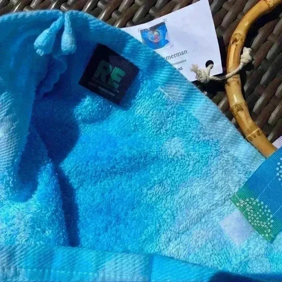 New Beach Towel Bag Surf Sun tie dye Wooden Handles Handmade - Picture 7 of 8